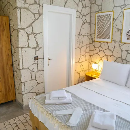 Limoni Alacati فندق