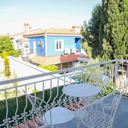 Limoni Alacati Çeşme